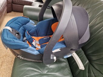 Cybex Aton 5 + isofix - 14