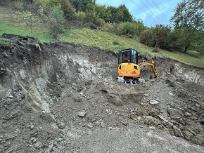 JCB 8025,bager, výkopové práce,minibager UNC - 14