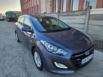 Hyundai i30 combi - 14