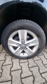 Vw multivan T6 110kw DSG FULLLED WEBASTO Pouze 91XXX km - 14