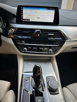 Bmw 540i xDrive - 14