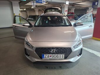 Predám Hyundai i30 combi 1,4 benzin rok 2017 - 14