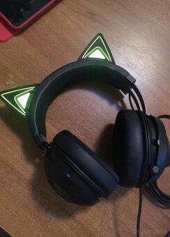 Razer Kraken Kitty Black Chroma USB Gaming Headset - 14