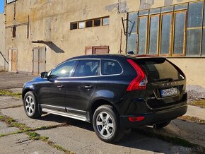 Servisované Volvo XC60 D5 AWD SUMMUM - 14