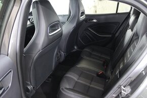 Mercedes-Benz GLA 200 d 4MATIC A/T - 14