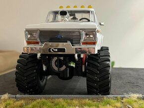 1:18 1979 Ford F250 RANGER Monster Truck - Greenlight - 14