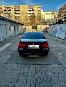 BMW E90 3.18i 2009 Facelift - 14