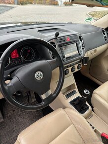 Volkswagen Tiguan 1.4tsi 110kW 4x4 panorama biely interier - 14