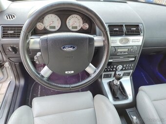 Ford Mondeo ST220 - 14