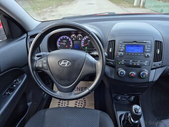 Hyundai i30  Blue_Drive - 14