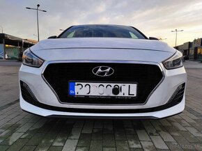 Hyundai i30 GO - 14