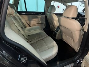 Škoda Superb Combi 2.0 TDI Elegance 140k DSG - 14