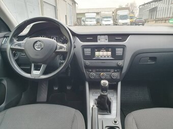 Škoda Octavia Combi SCOUT 2.0 TDI 4x4 - 14