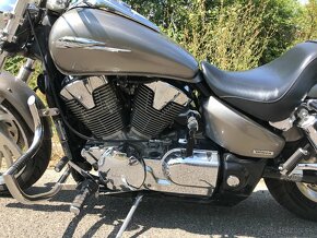 HONDA VTX 1300 C - 14