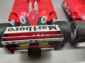 2x F1 FERRARI F2000 2000 MICHAEL SCHUMACHER HOTWHEELS 1:18 - 14