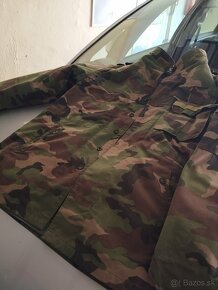 vojenský kabát s odjimatelnou vložkou kozusinou a kapucňou - 14