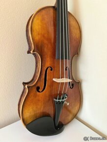 husle 4/4 model Stradivari (očkový javor) - 14