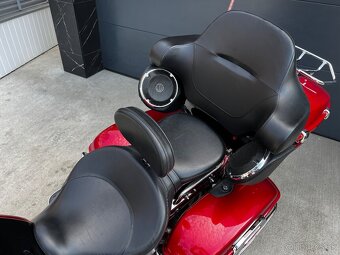 Triumph Rocket III TOURING - 14