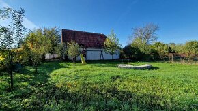 ZNÍŽENÁ CENA Rodinná vila v obci Jur nad Hronom - 14