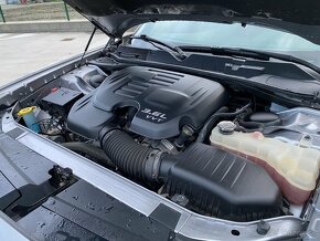 Dodge Challenger GT 2018 AWD full, panaromicka strecha - 14