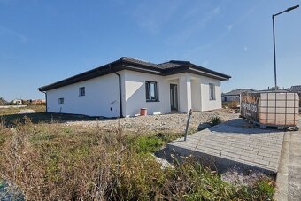 4 izbová NOVOSTAVA rodinného domu Bungalov, Zeleneč - 14