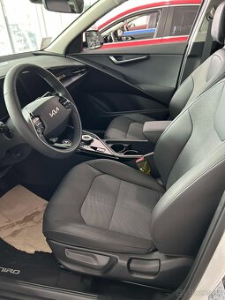 KIA Niro HEV 1,6 GDi GOLD TECH, Lak Tengerine (MY24) - 14