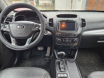 Kia Sorento - 14