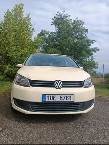 Volkswagen Touran 2.0 TDI 7 míst DSG r.v. 2014 - 14