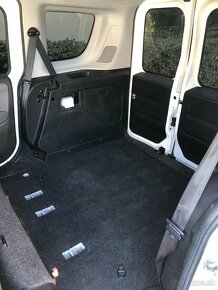 Opel Combo 1,6 CDTI 88kw r.v..2015(2.majitel) - 14