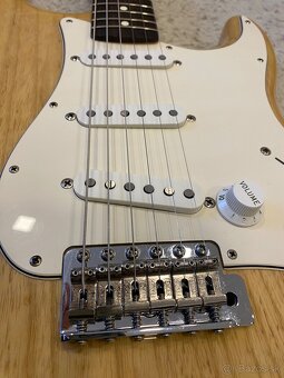 Fender Classic 70's Stratocaster - 14