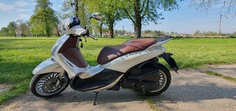 Piaggio Beverly - 15