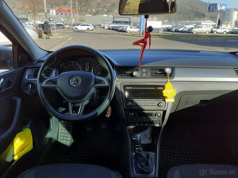 Predám Skoda Rapíd 1.2tsi 2015 Limuzína 136000 km - 15