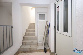 ☀Vodice(HR)-Kompletne zariadený apartmán so strešnou terasou - 15