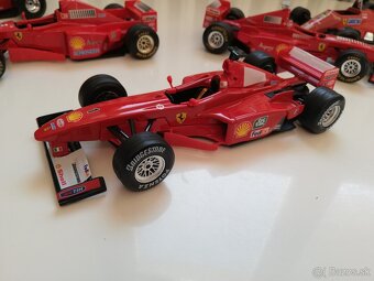 1:24 Bburago 6ks  Formula 1 FERRARI - 15