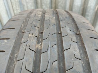 Málo jazdené Continental EcoContact 6Q - 215/50 r18 - 15