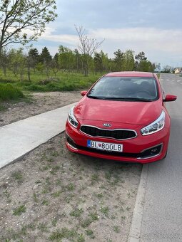 Kia Ceed 1.6GDi 99kw Benzin M6 Platinum - plna vybava - 15