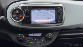 Toyota Yaris Hybrid 1,5 HSD, kamera, automat - 15