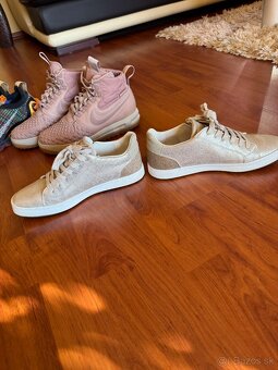 Nike, Hunter, Guess, Geox - 15