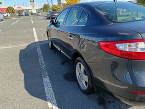 RENAULT FLUENCE - 15