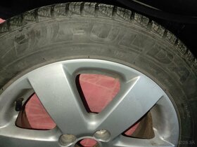 Predám zimné pneumatiky 185/60 R15 - 15