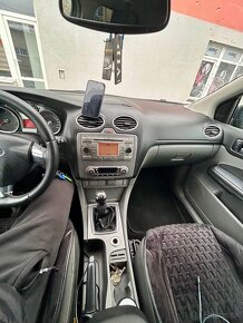 Ford Focus 2 - 15