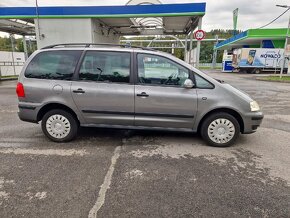 REZERVE  Volkswagen Sharan 1.9 TDI 85 KW  1.maj. bez korozie - 15