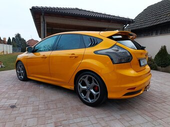 Ford Focus ST 250PS - 15