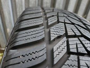 Kvalitné zimné pneu Hankook Winter ICept - 215/65 r17 99V - 15