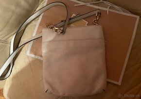 Michael Kors crossbody čierna a biela - 15