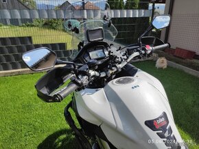 HONDA CROSSRUNNER VFR800X - 15