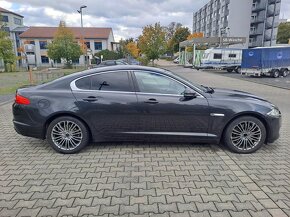 Jaguar XF 3.0D - 15