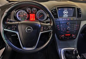 Opel Insignia Sports Tourer - 15