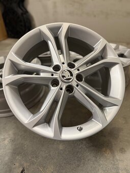 Hliníkové disky 5x112 R18 BMW X3 G01 , X4 G02 Style 688 - 15