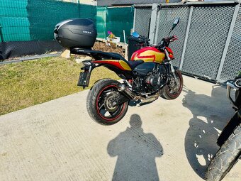 Honda CB600F hornet - 15